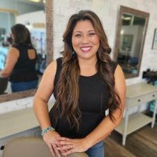 lynn osborne coastal roots salon